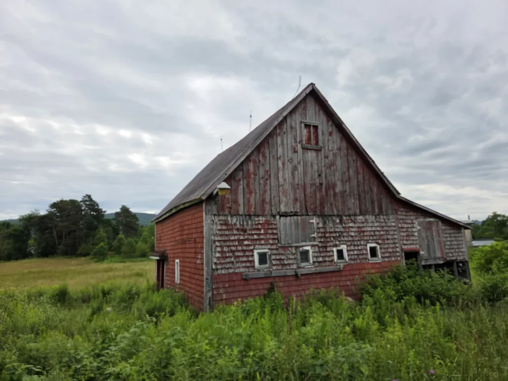 Grange des Églises — Abercorn, Qc — 2025